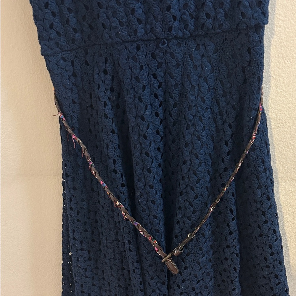 Lily Rose Navy Lace Dress - Picture 4 of 9